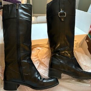 Bandolino Black Knee-High Boots Size 6